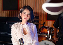 Bảo Yến Rosie bất ngờ 'đánh úp' khi tung verison acoustic cho MV 'Cướp đi cả thế giới'