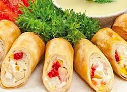 Chả giò trái cây sốt xoài