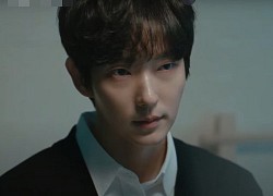 Ngắm nụ cười hạnh phúc của Lee Jun Ki ở Flower of Evil như thế này, đố ai không kinh hồn bạt vía?