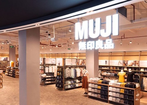 Nhật kí trải nghiệm cửa hàng Muji đầu tiên tại TP.HCM: Điểm hẹn của teen mê "tối giản"