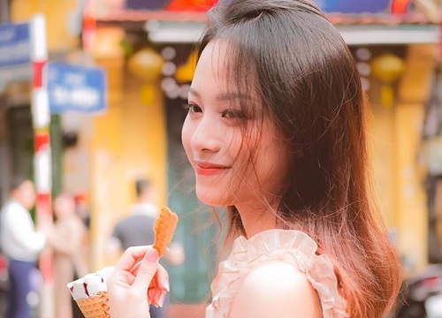 Nữ sinh Bách Khoa học giỏi, thích làm MC