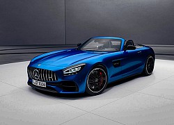 Siêu xe Mercedes-Benz AMG GT chính thức ra mắt, đi kèm một số nâng cấp mới