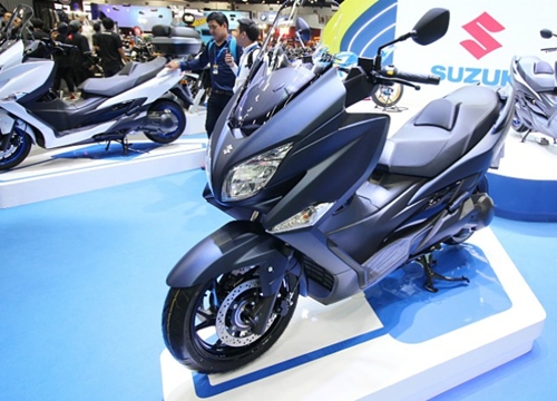 Soi 2020 Suzuki Burgman 400, đối thủ mạnh của Honda Forza 350