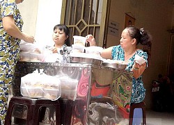 Tiệm bánh đúc "chảnh chọe" và có tuổi đời trên 40 năm ở Sài Gòn