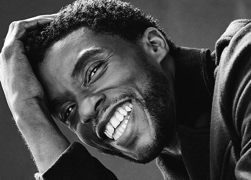 Bài đăng cuối cùng của "Black Panther" Chadwick Boseman: Giây phút cuối vẫn rạng rỡ nụ cười lạc quan đến đau xót