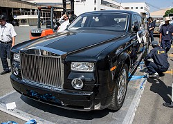 Chiêm ngưỡng lại hình ảnh chiếc xe Rolls-Royce Phantom đầu tiên về Việt Nam