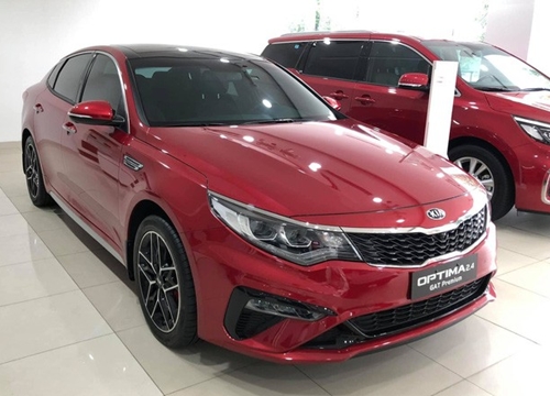 Đại lý xả hàng, Kia Optima giảm giá gần trăm triệu: Sedan hạng D rẻ nhất Việt Nam