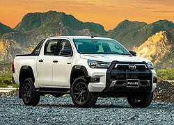 Đánh giá Toyota Hilux 2020 vừa trình làng tại Việt Nam