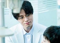 Khi những nam diễn viên họ Lee vào vai ác nhân: Lee Dong Wook và Lee Jun Ki được dịp bùng nổ, Lee Jong Suk nhận về không ít lời chê bai