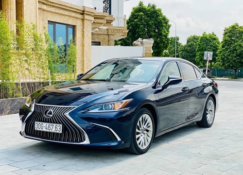 Lexus ES250 2019 cứ chạy 1.000 km mất giá 10 triệu đồng