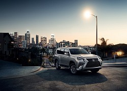 Ra mắt Lexus GX 460: Thêm trang bị, giữ động cơ, giữ cả lưới tản nhiệt khổng lồ