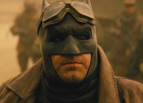 Với vai Batman, Ben Affleck trở thành nam diễn viên đầu tiên làm được điều này