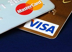 Kiến nghị Visa và MasterCard chia sẻ khó khăn với ngân hàng