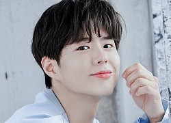 Park Bo Gum nhập ngũ