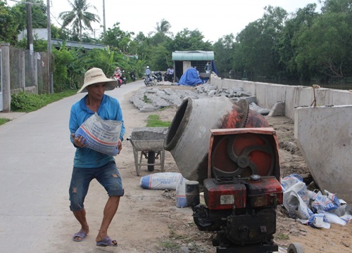 TP Cần Thơ kiến nghị đầu tư xây dựng 11,218km kè chống sạt lở