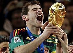 10 khoảng khắc đáng nhớ trong sự nghiệp của Iker Casillas