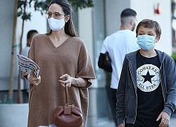 Angelina Jolie lộ vóc dáng gầy gò khi đi mua sắm cùng con trai cưng