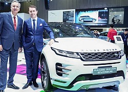 Đến lượt Jaguar Land Rover phải gia nhập cuộc đua khuyến mại, tặng quà