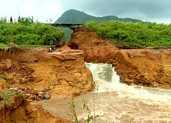 Động đất, mưa lũ dồn dập: Hàng trăm hồ đập nguy cơ thành 'bom nước'