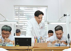 Dương Triệu Vũ: "Tôi mất vài tháng để gửi đồng hồ đi sửa ở nước ngoài"