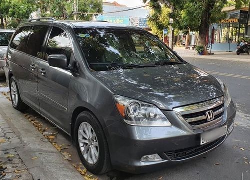 Honda Odyssey 15 năm tuổi giá hơn 400 triệu đồng tại Việt Nam