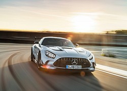 Mercedes-AMG GT Black Series đắt hơn siêu xe của Porsche và Ferrari