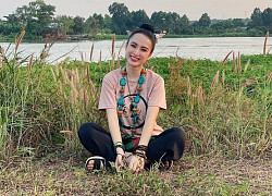 Rời bỏ ánh hào quang showbiz, Angela Phương Trinh đã khác như thế nào?