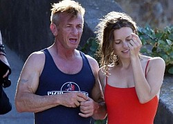 Sean Penn và bạn gái kém 32 tuổi cưới online