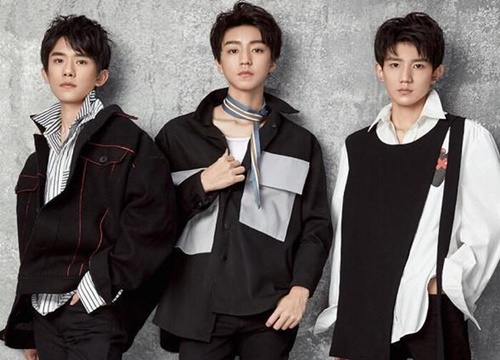 Vương Tuấn Khải hết hạn hợp đồng công ty, TFBOYS đứng trước nguy cơ tan rã ?