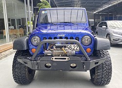 12 năm tuổi, hàng hiếm Jeep Wrangler Rubicon vẫn đắt hơn Ford Ranger Raptor 200 triệu đồng