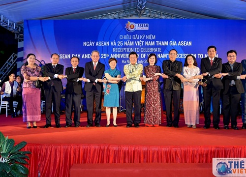 ASEAN: Tư duy, hành động Cộng đồng, gắn kết cùng vượt qua khó khăn