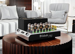 Audiophiles mê vintage lại mất ngủ với bộ ampli đèn mới C22 MkV và MC1502 của McIntosh