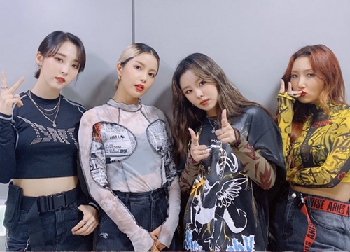 BXH thương hiệu girlgroup tháng 8/2020: No.1 của BlackPink 'rung rinh' khi Red Velvet và (G)I-DLE đua nhau tăng điểm ầm ầm