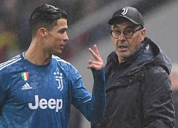 HLV Sarri dễ bị Juventus sa thải, tiết lộ bất ngờ về Ronaldo trước giờ đá C1