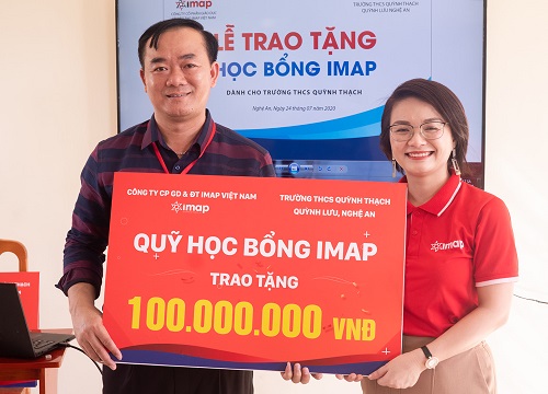 Quỹ " Chắp cánh tài năng IMAP" trao học bổng gần 150 triệu đồng