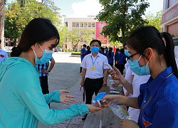 Sáng nay (9/8), hơn 31.000 thí sinh Nghệ An dự thi môn đầu tiên của Kỳ thi tốt nghiệp THPT năm 2020