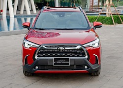 Xe Toyota tại Việt Nam hết thời giá cao: Về đúng phân khúc, bỏ 'lạc kèm bia' và khuyến mại kích cầu