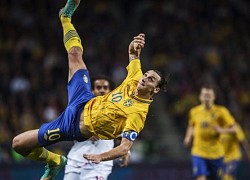 Ibrahimovic tái hiện siêu phẩm, chọc tức cổ động viên Anh