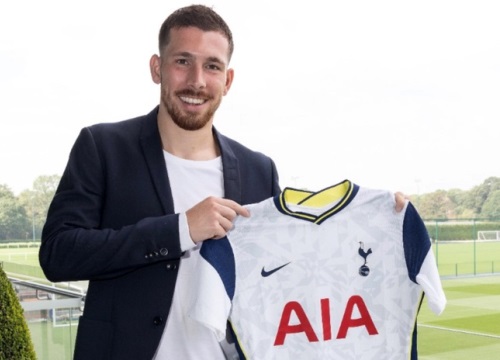 Tottenham công bố tân binh đầu tiên trong mùa hè này