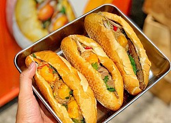 3 tiệm bánh mì xíu mại trứng muối lạ vị hút thực khách TP.HCM