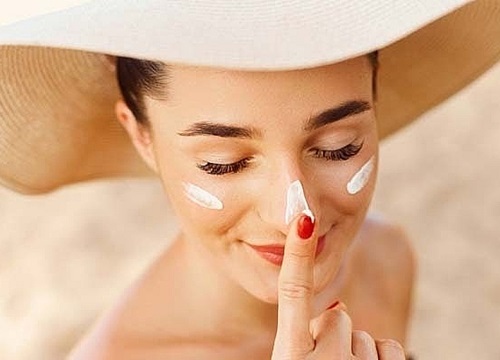 Các bước skincare đơn giản tại nhà cho da bừng sáng