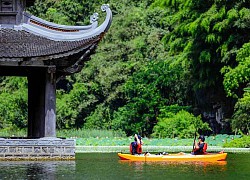 Chèo thuyền kayak ngắm cảnh Tràng An