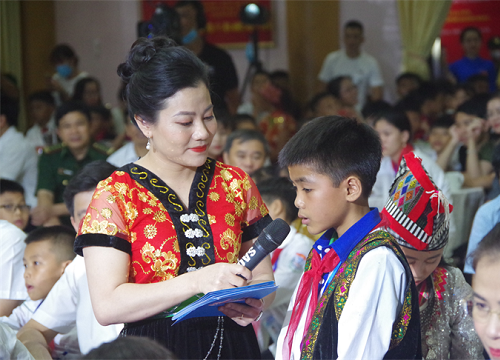 Chung tay vì học sinh nghèo nơi vùng cao biên giới