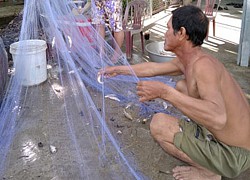 Đồng Tháp: Mùa nước nổi chưa thấy đâu, dân làm nghề bà cậu đã chộn rộn, muốn bắt cá đồng lắm rồi