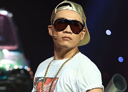 Rapper Wowy xúc động khi cụ bà 70 tuổi nhận là fan