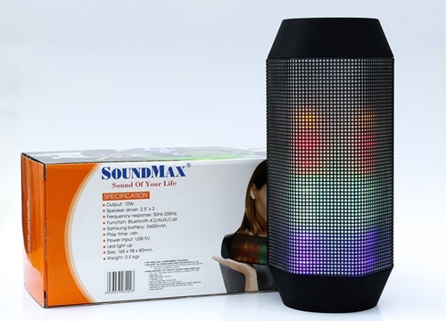 SoundMax trình làng loa nghe nhạc hỗ trợ đèn LED phát sáng R-600