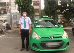 Tài xế taxi Mai Linh nhanh trí đạp ngã xe, khống chế tên cướp giật ở TP.HCM