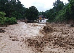 Chủ động ứng phó với mưa lớn, lũ quét, sạt lở đất