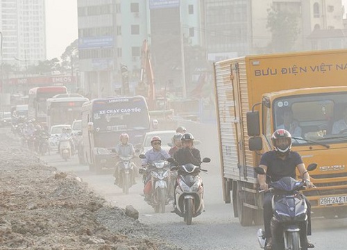 Khàn tiếng trên 3 tuần: Cần đề phòng bệnh lý ung thư thanh quản nguy hiểm