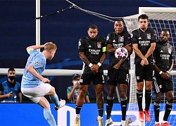 Man City thua sốc Lyon, HLV Guardiola tiếc nhất tình huống nào?